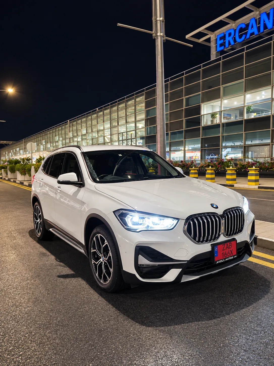 ERM BMW X1, ön çapraz görünüm